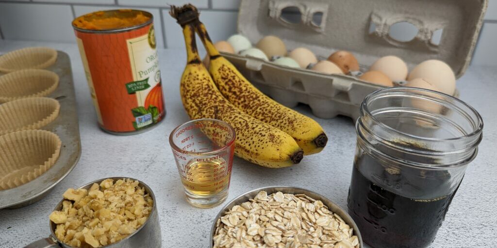 Ingredients for oatmeal banana pumpkin muffins